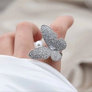 Adjustable Butterfly Pearl Ring